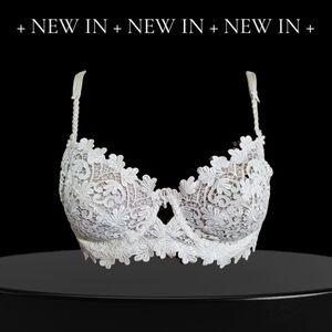 SOUS ENTENDOUS LACY ROMANTIC BRA